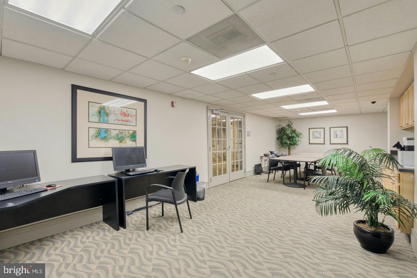 BALLSTON 880 - Residential