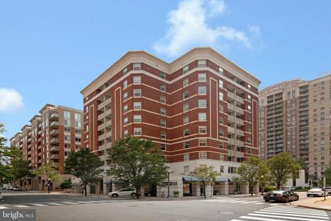 Photo of 880 N Pollard Street N #703, ARLINGTON, VA 22203 (MLS # VAAR2068036)