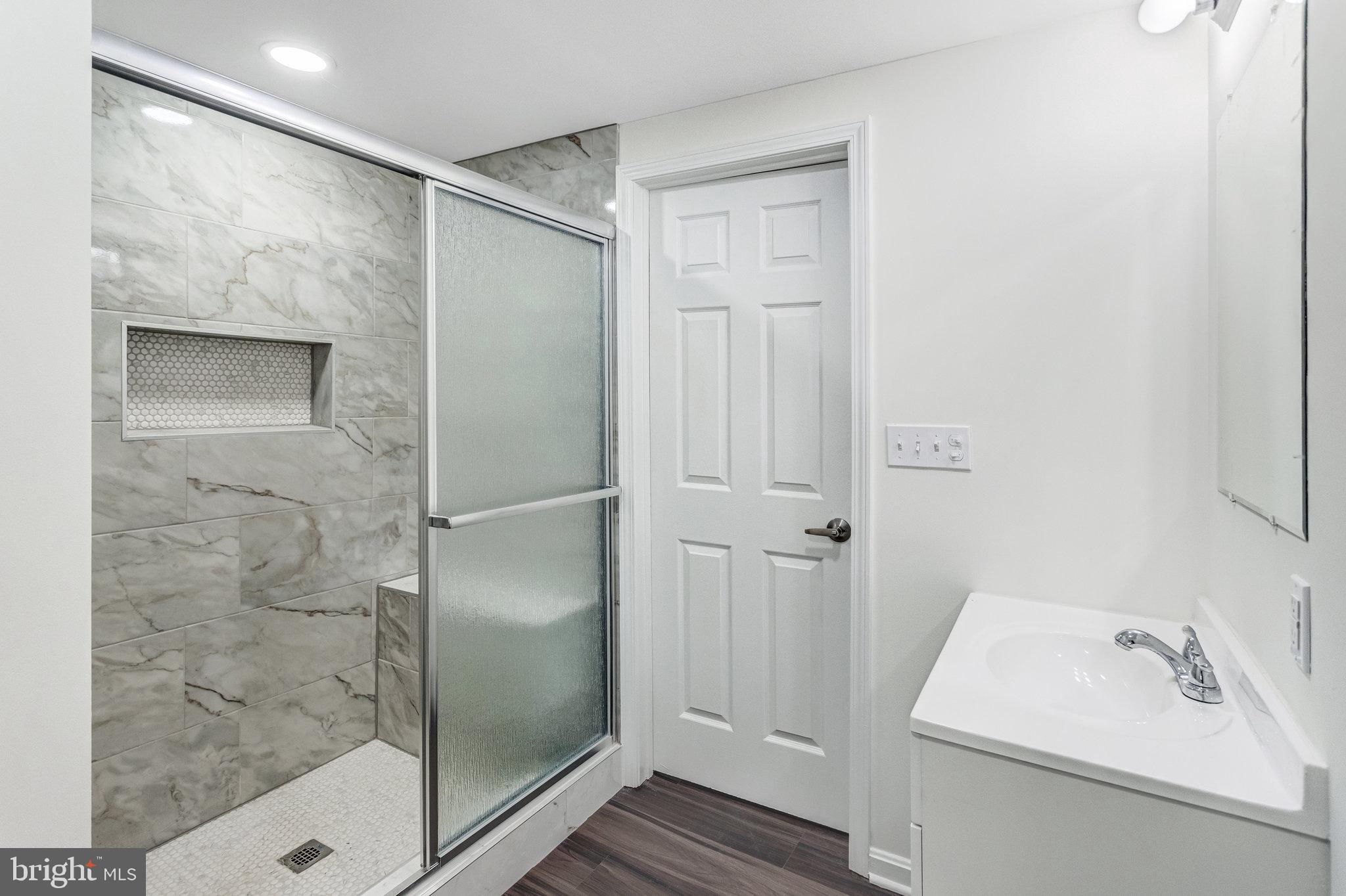 LAKE ARROWHEAD - Residential