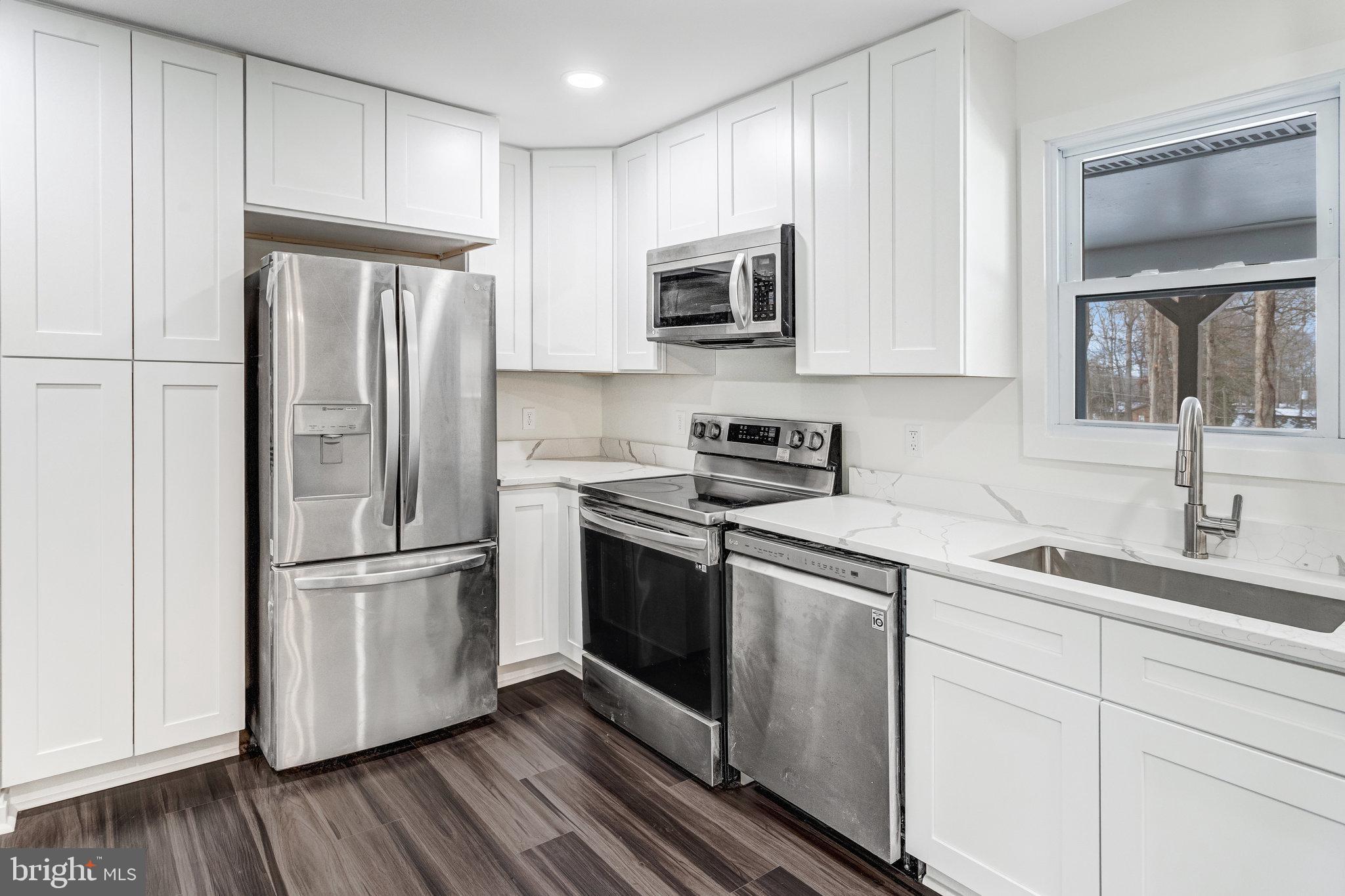 LAKE ARROWHEAD - Residential