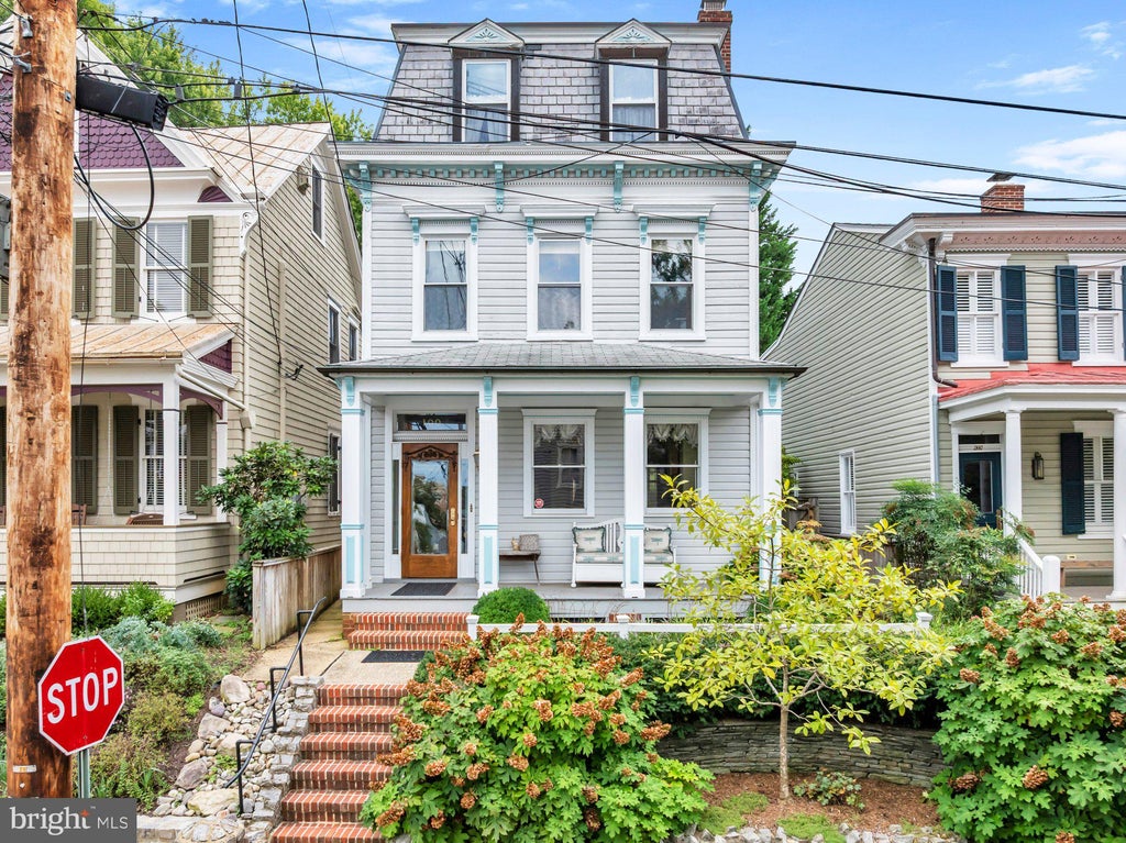 Photo of 100 Conduit Street, ANNAPOLIS, MD 21401 (MLS # MDAA2157442)