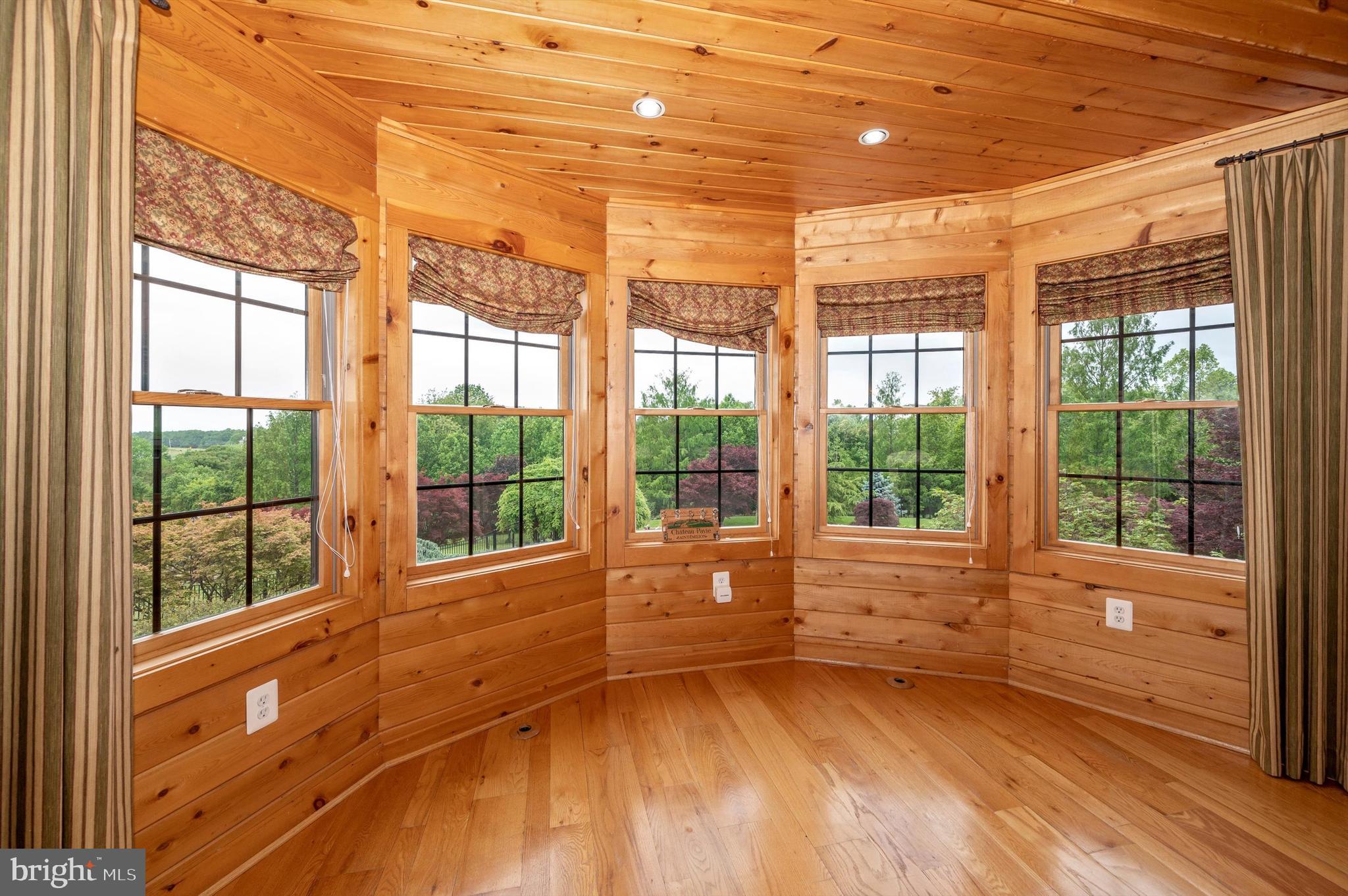 CLARKSBURG OUTSIDE - Residential