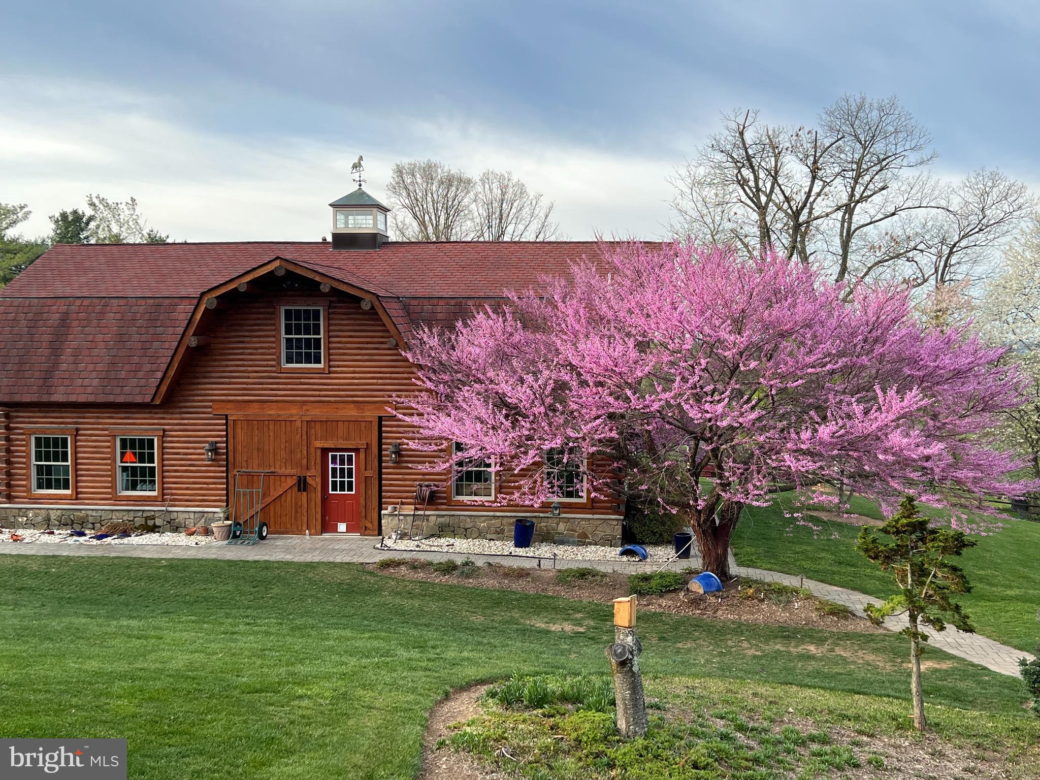 CLARKSBURG OUTSIDE - Residential