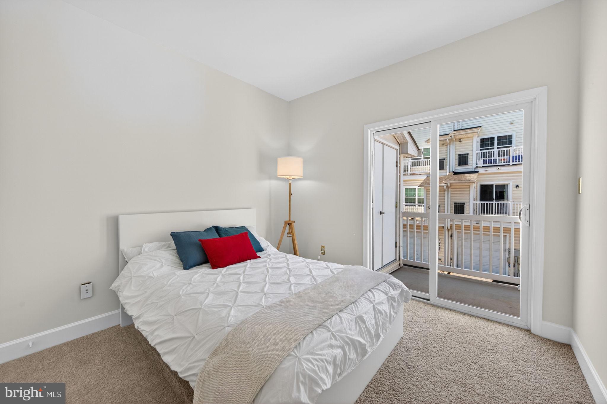 BUCKINGHAM STATION - Residential