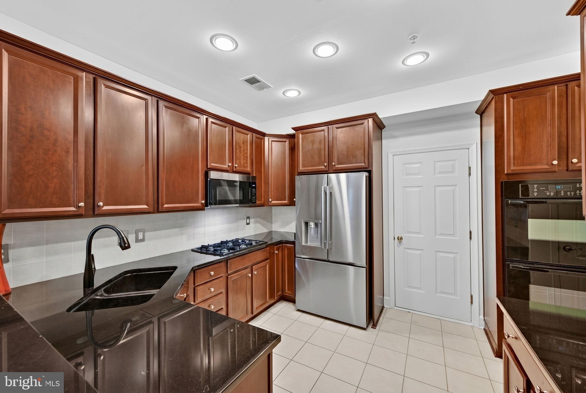 BUCKINGHAM STATION - Residential