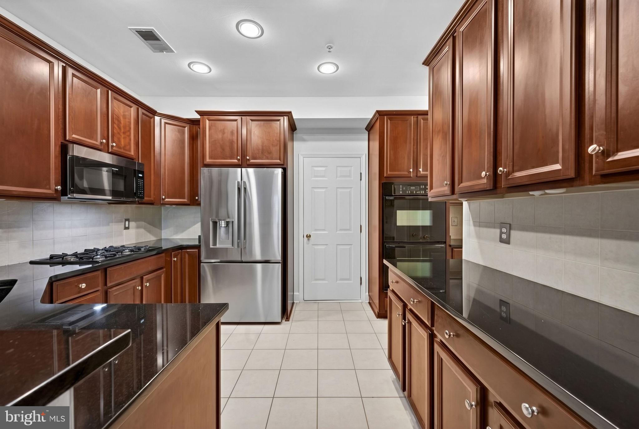 BUCKINGHAM STATION - Residential