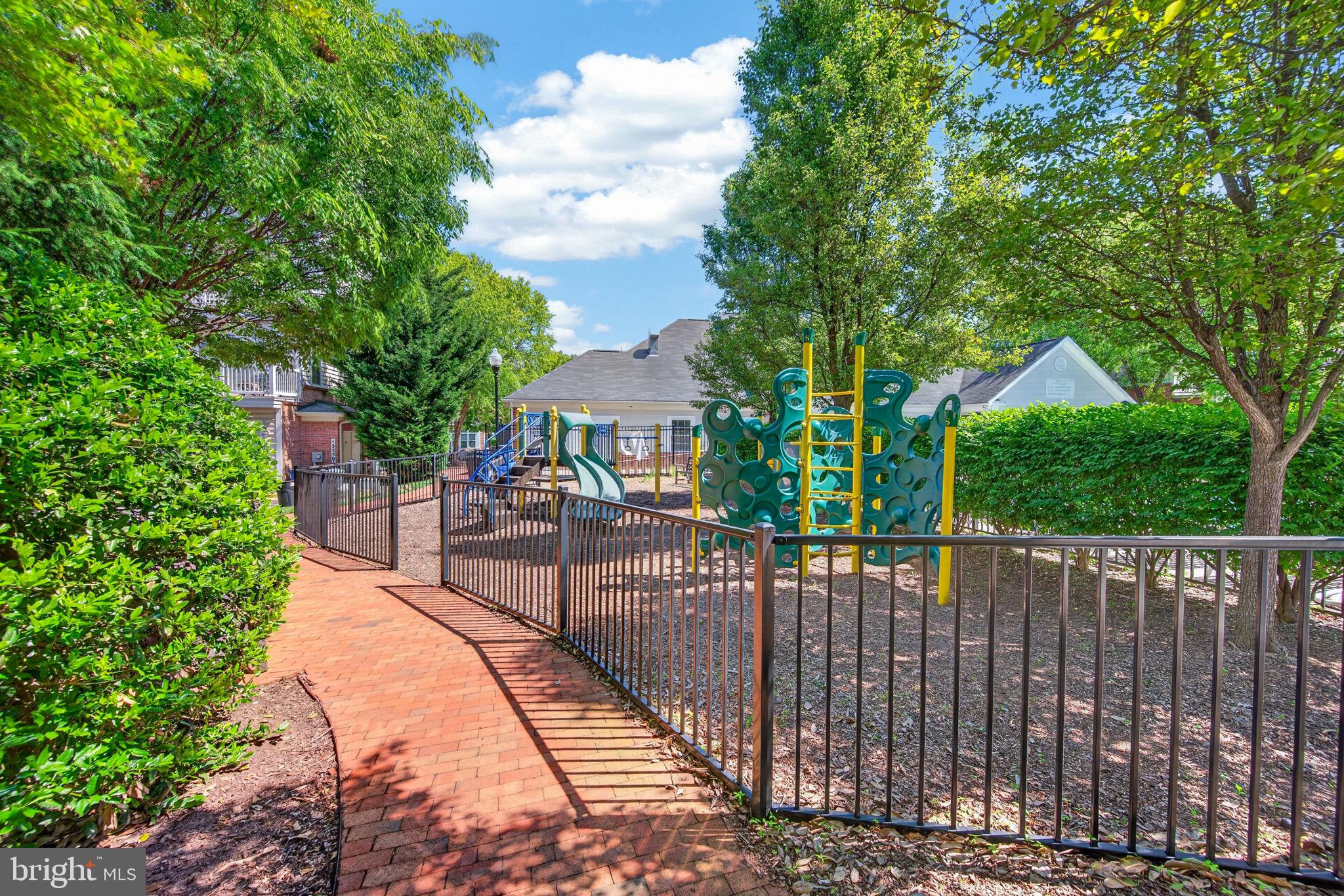 BUCKINGHAM STATION - Residential