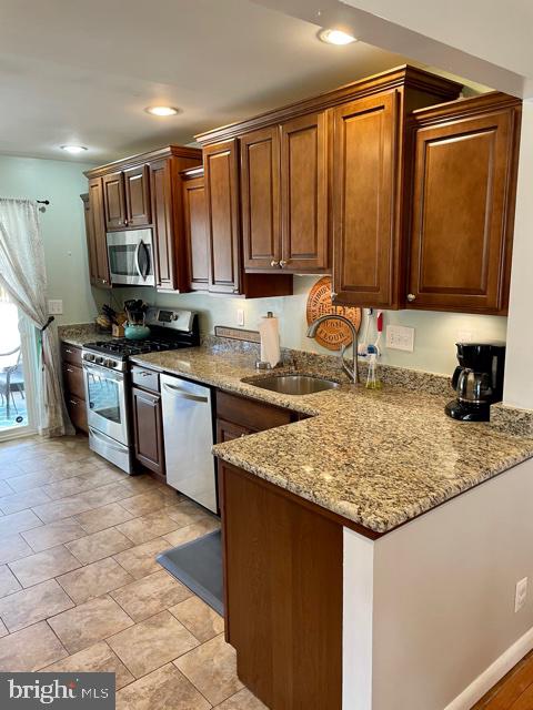 FAIRMONT - Residential