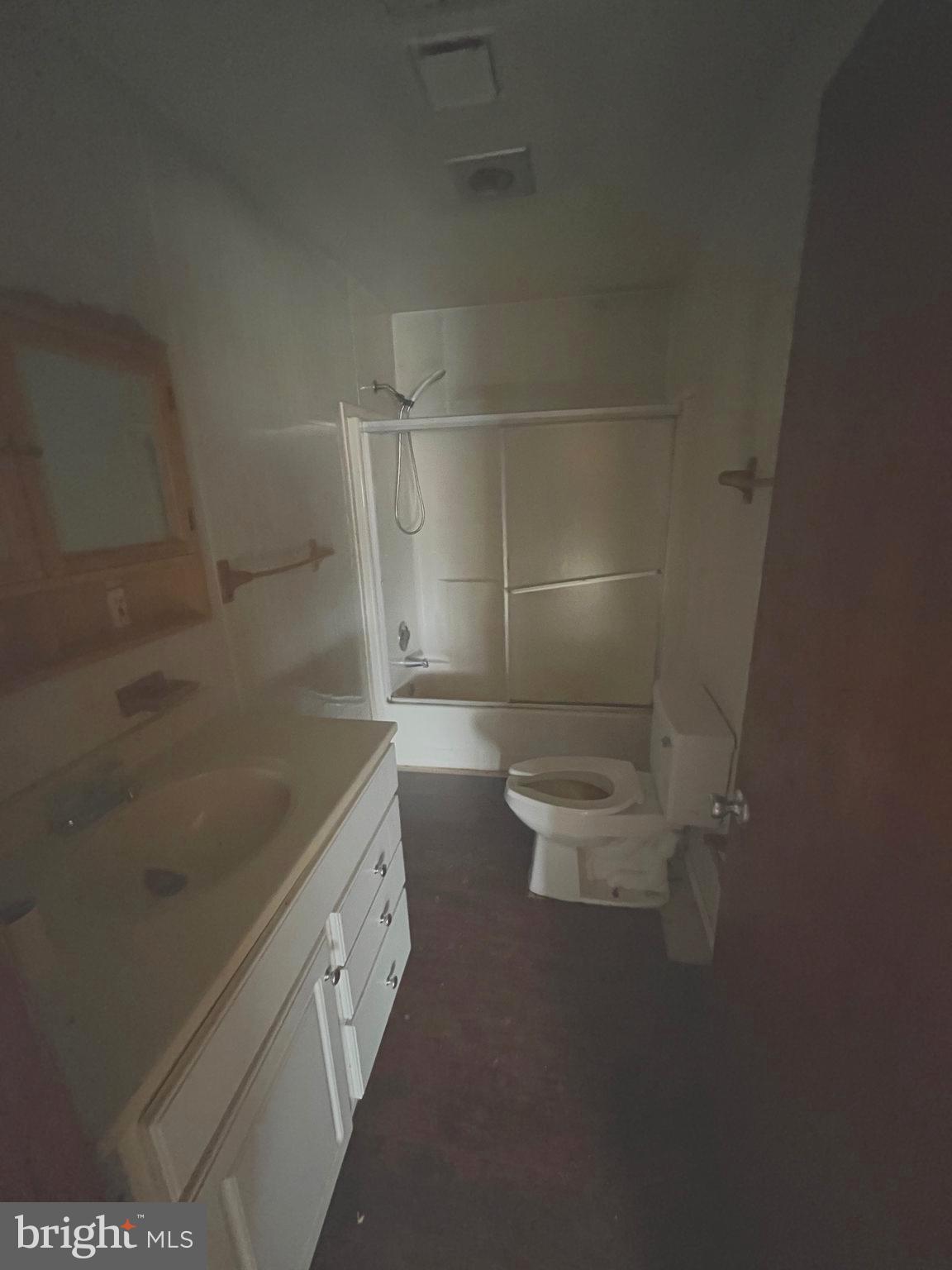 GREENWOODS - Residential