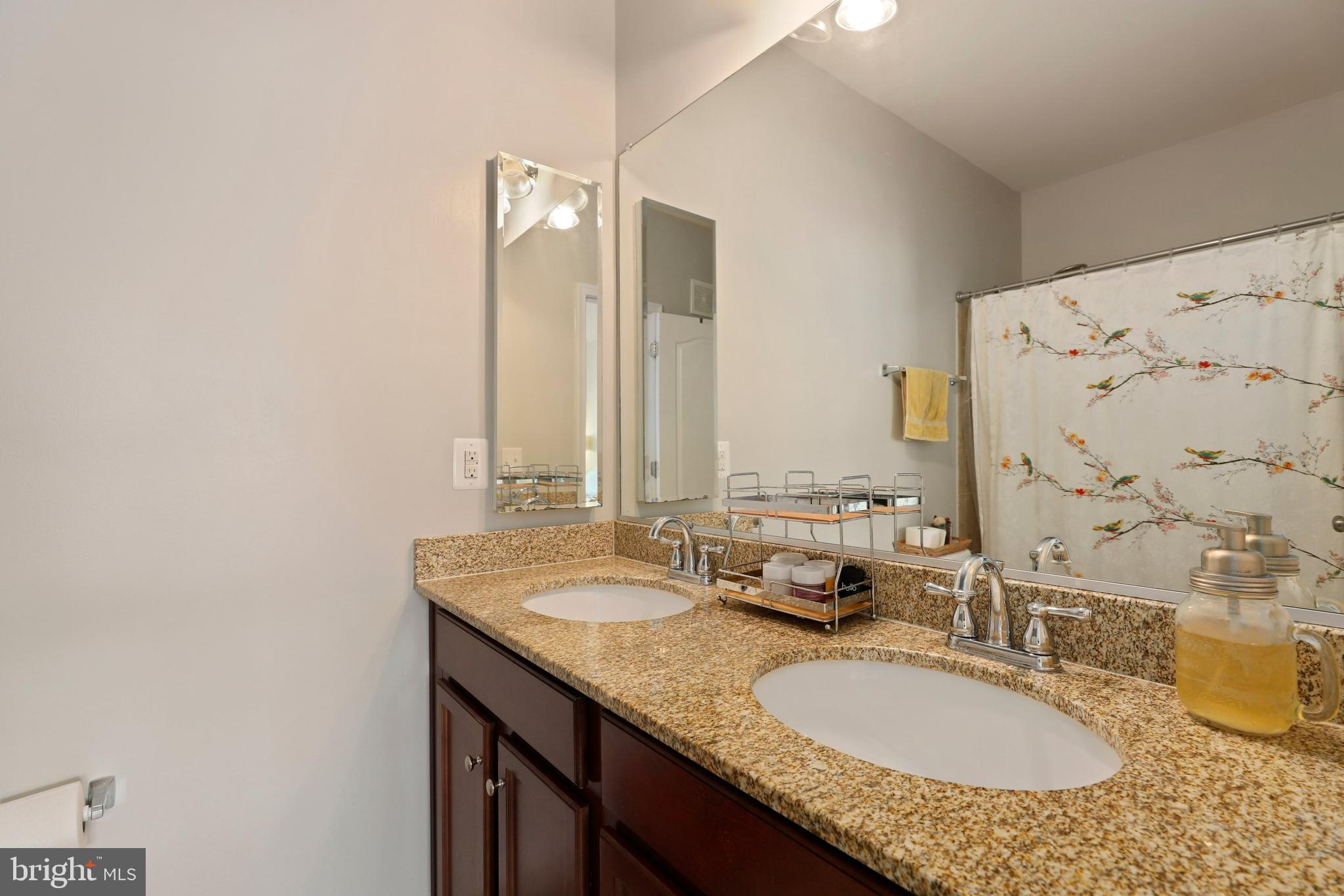 MERCER PARK CONDOMINIUM - Residential