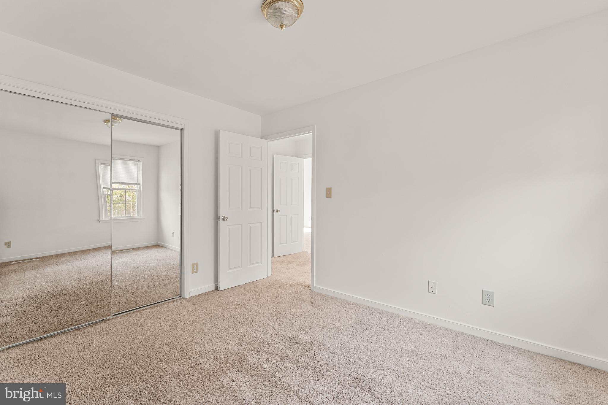 MILL GARDEN - Residential Lease