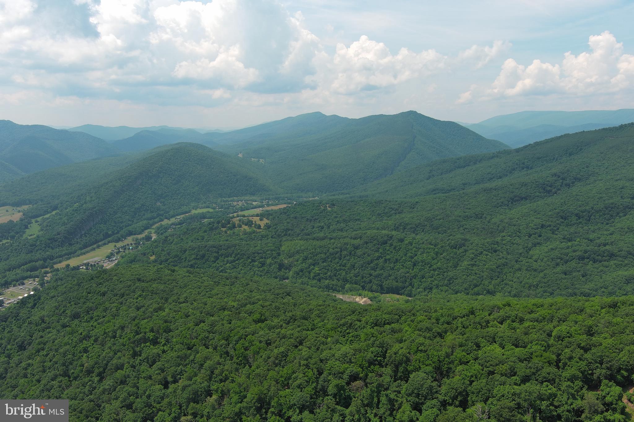 NEW CREEK MOUNTAIN ESTATES - Land