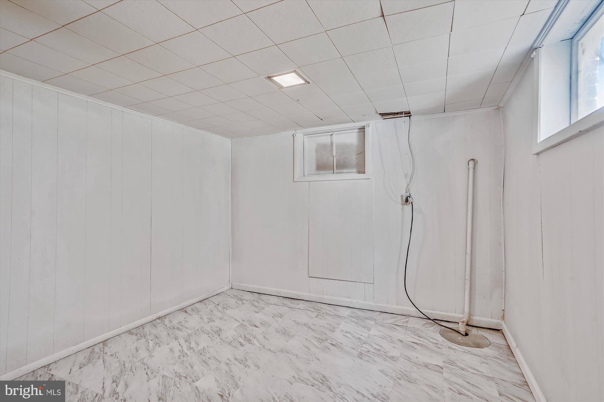 WEST LEWINSVILLE HEIGHTS - Residential Lease