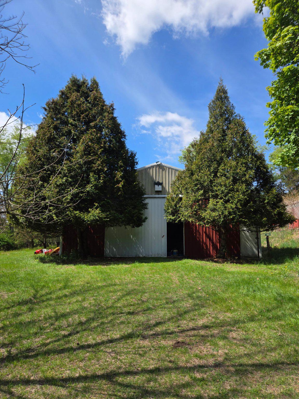 34 HOLLOW HORN ROAD