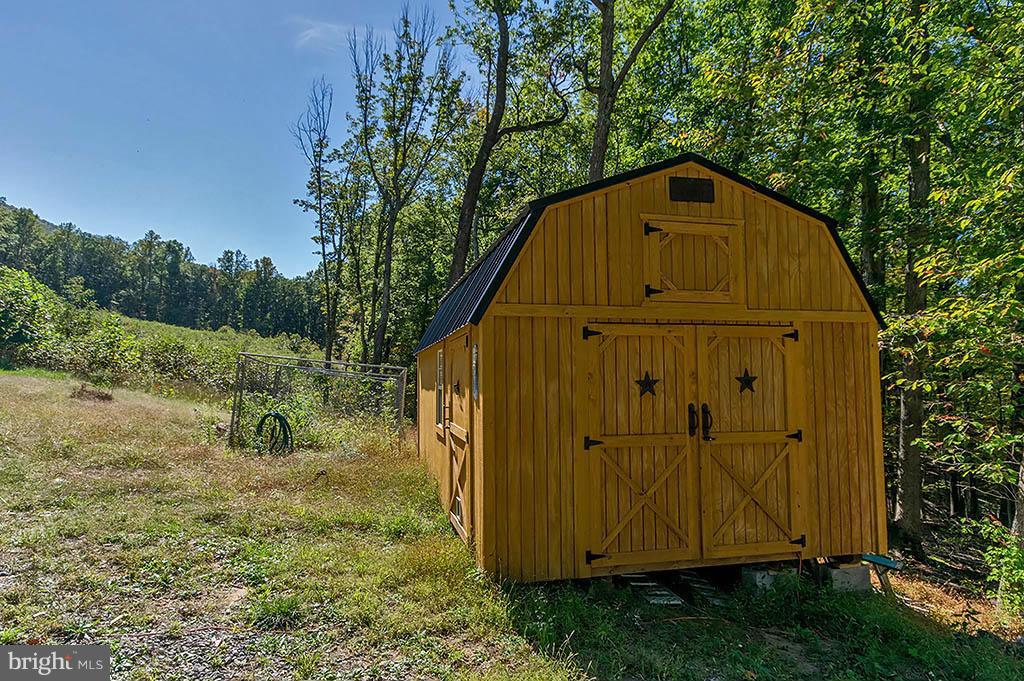 CAPON RIVER VISTA - Residential