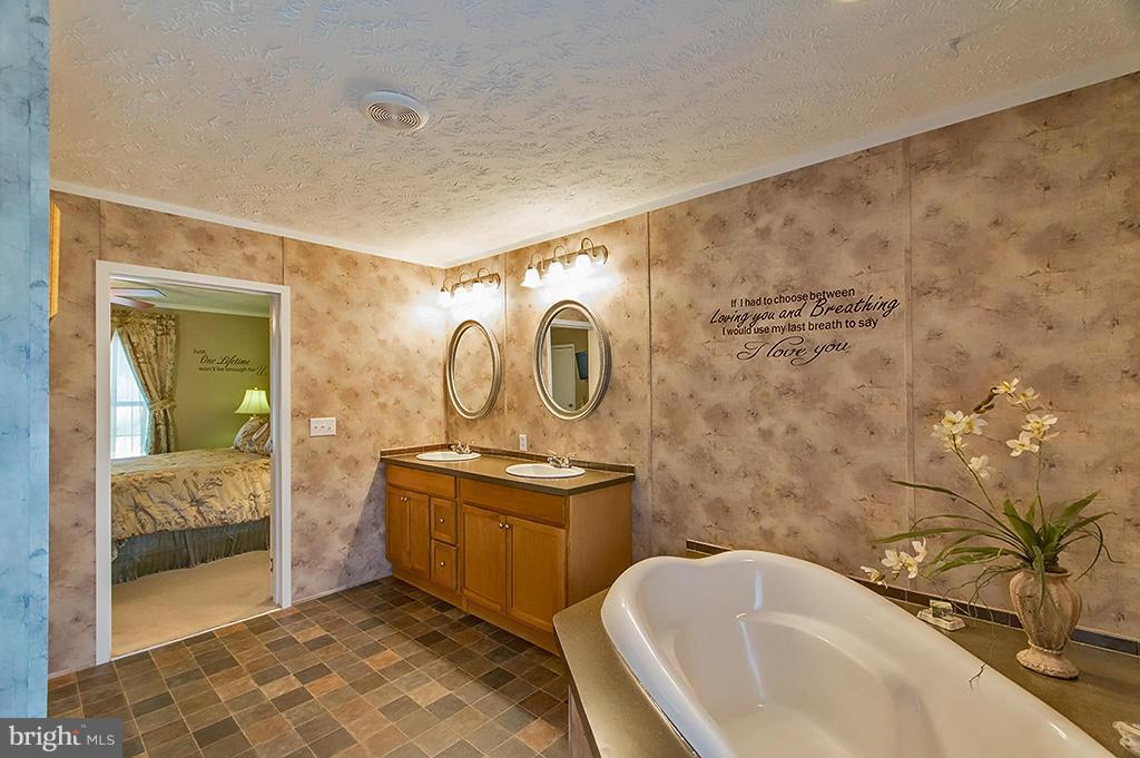 CAPON RIVER VISTA - Residential