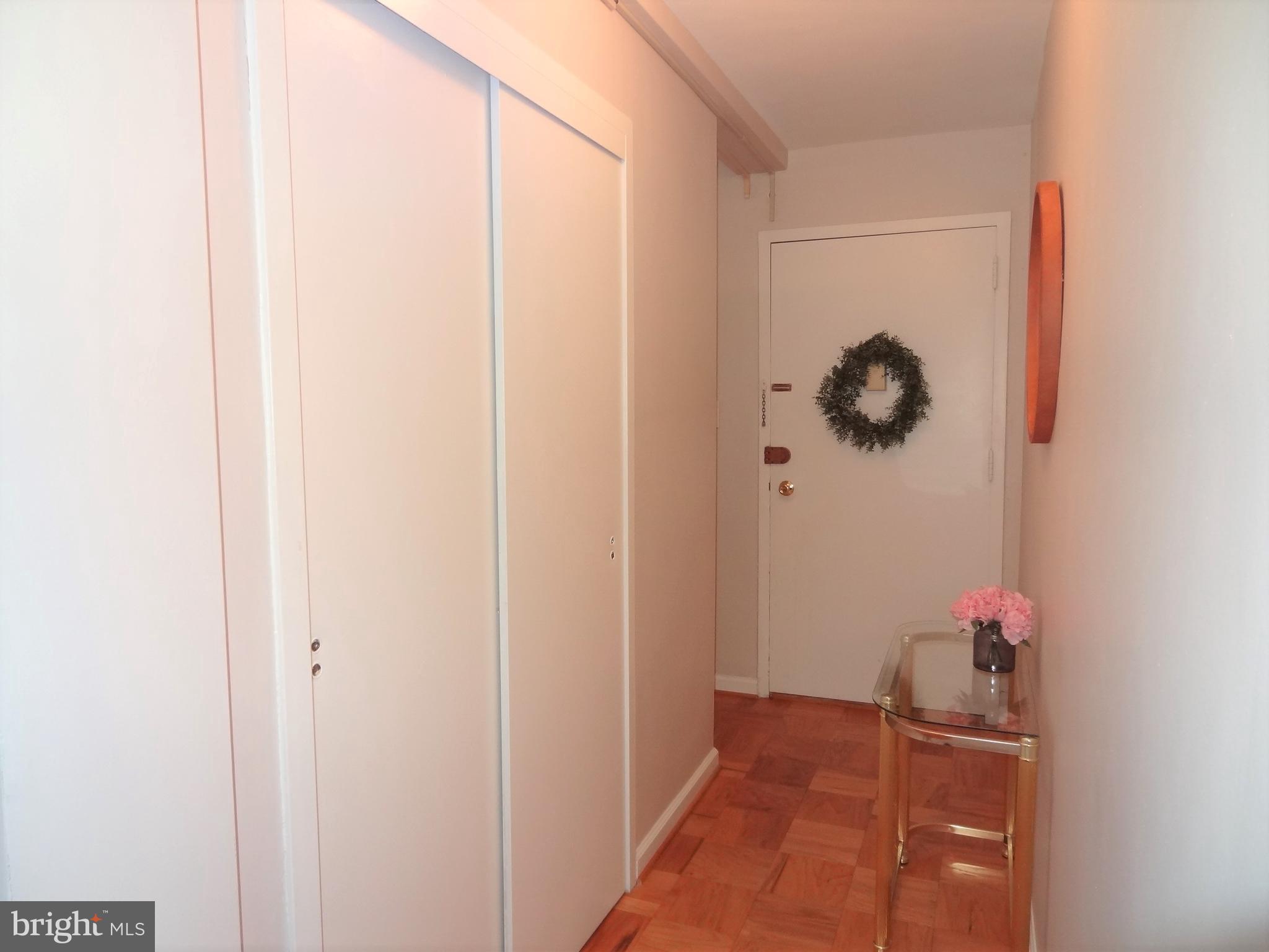 PARK TOWERS - Residential