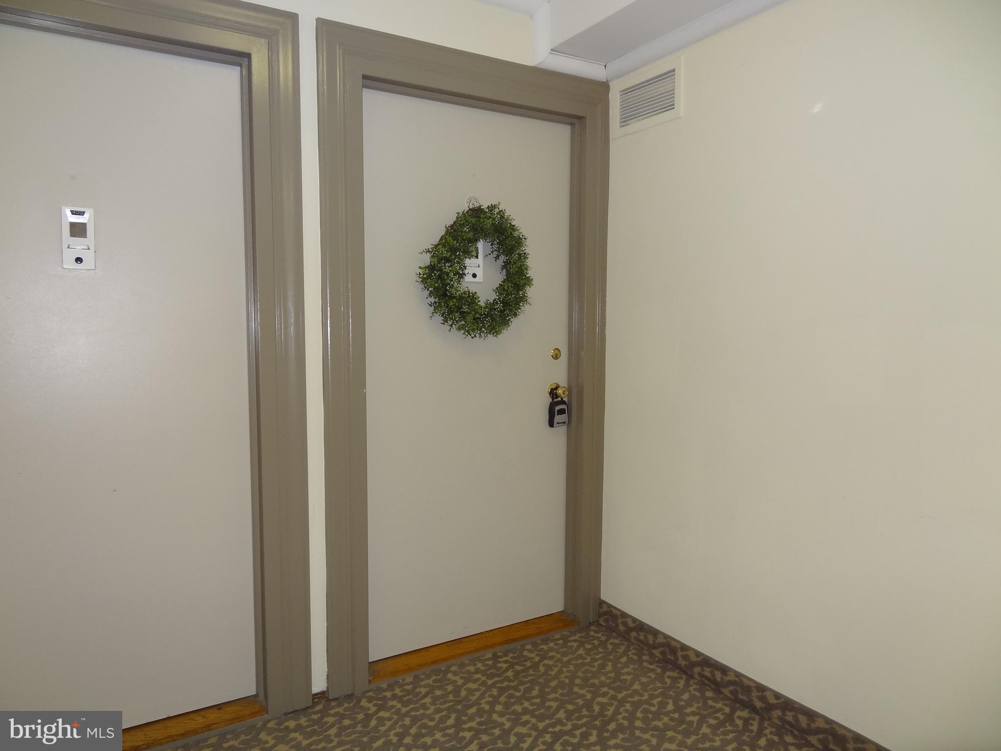 PARK TOWERS - Residential