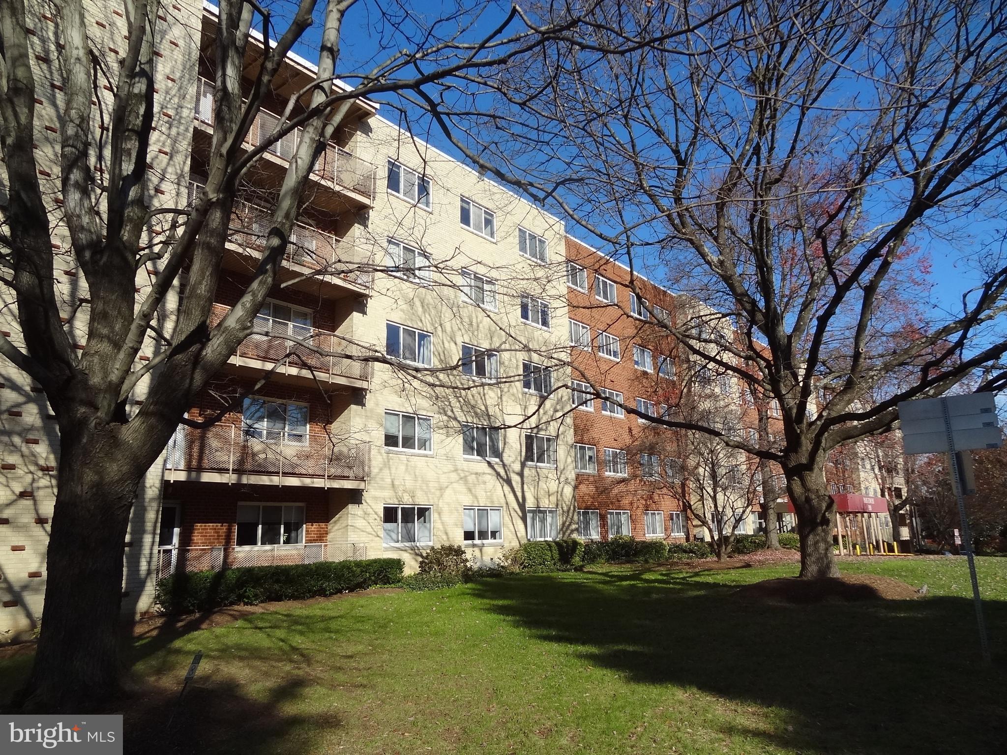 PARK TOWERS - Residential