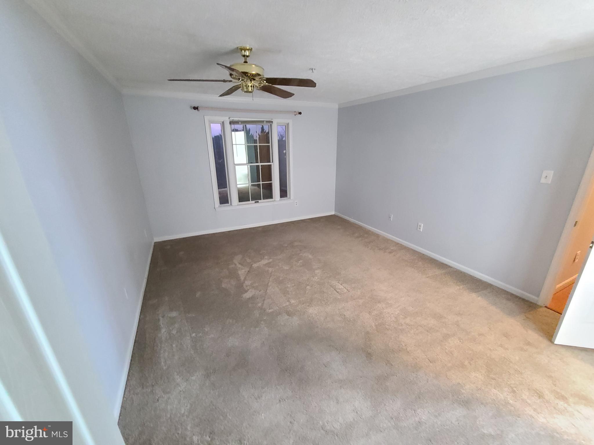 SENECA KNOLLS CODM - Residential Lease