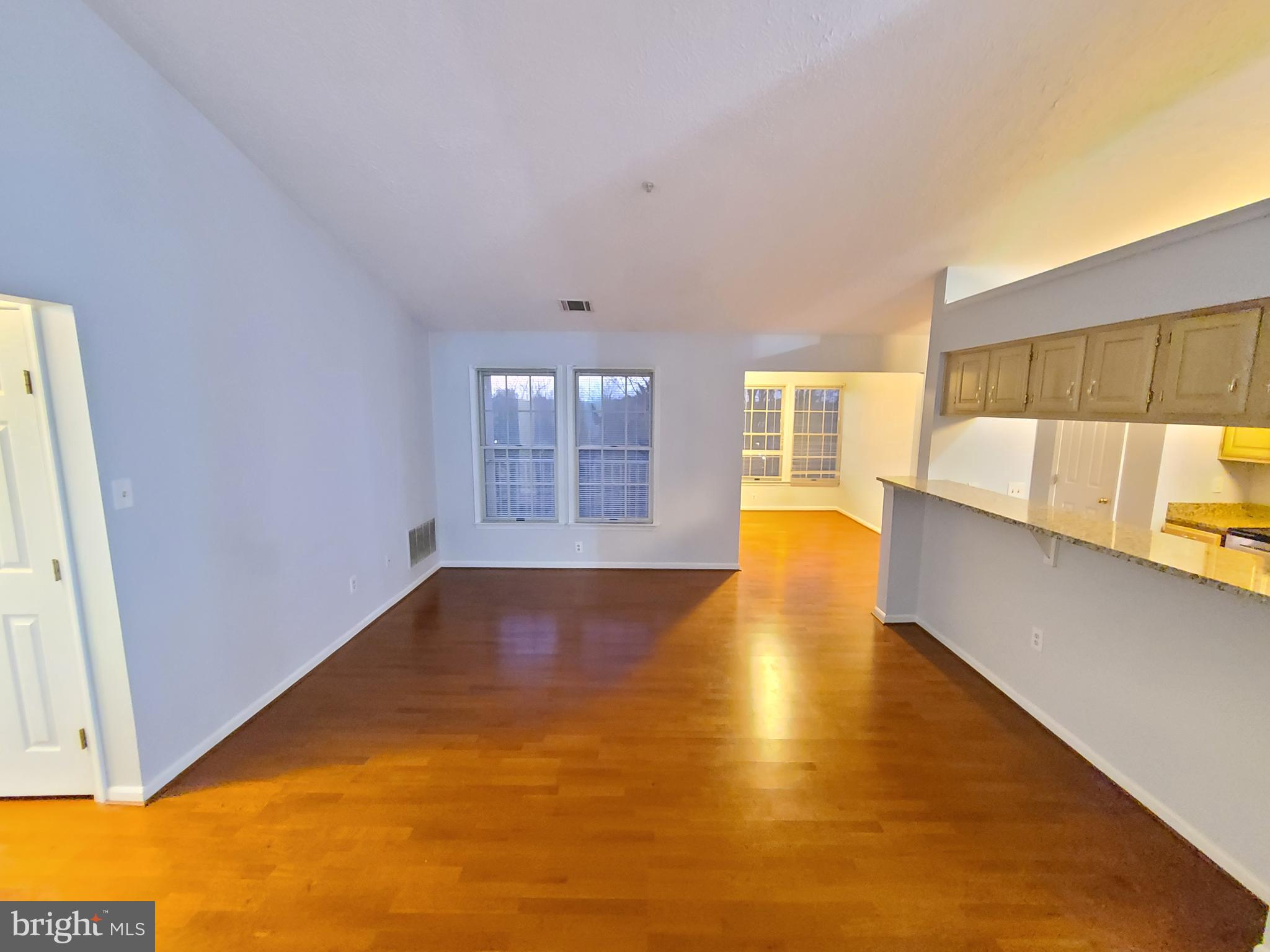 SENECA KNOLLS CODM - Residential Lease