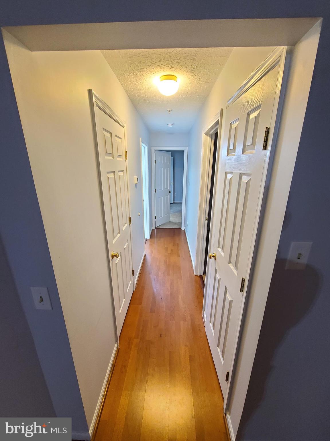 SENECA KNOLLS CODM - Residential Lease