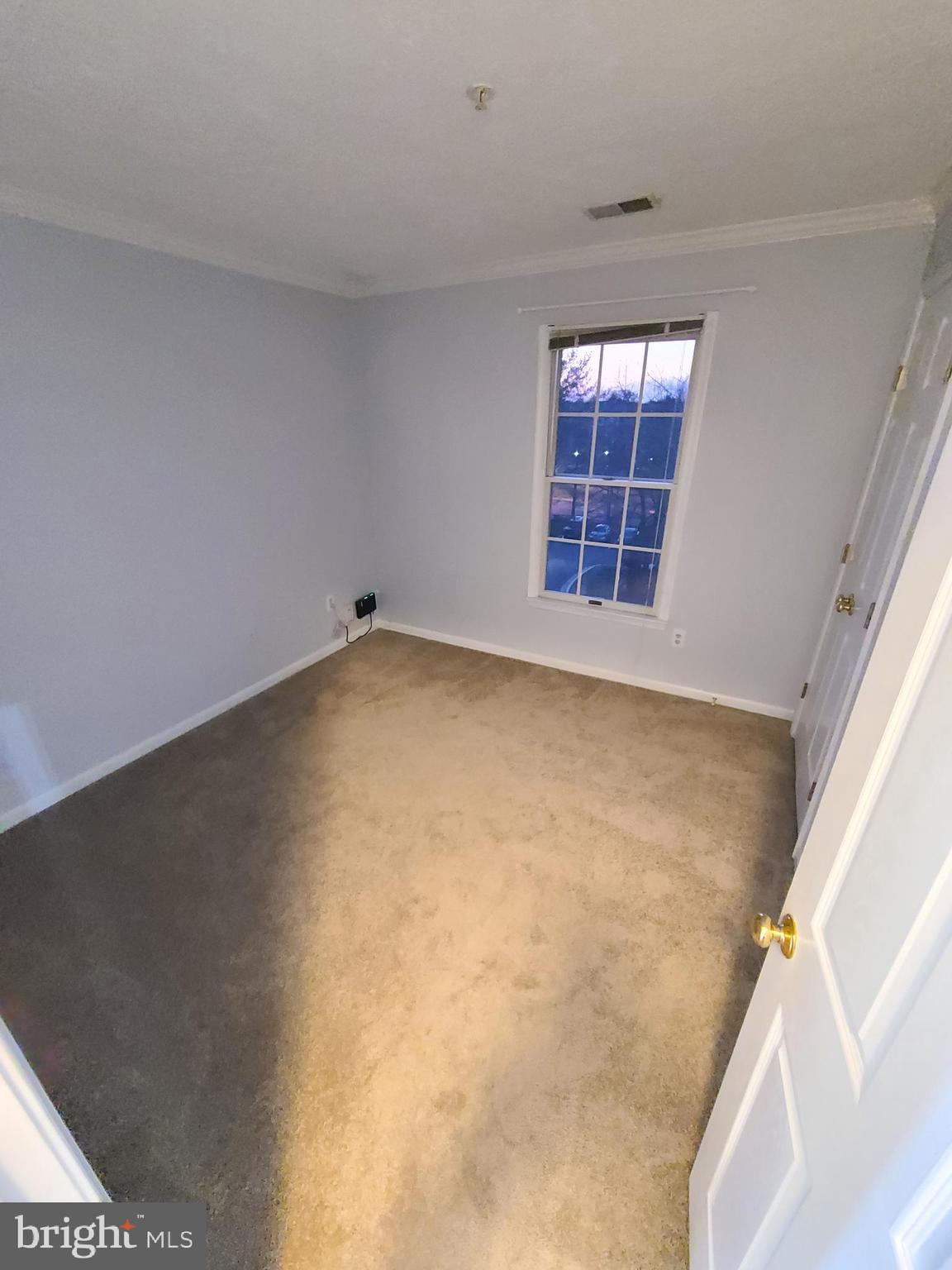 SENECA KNOLLS CODM - Residential Lease