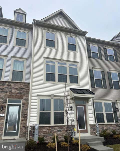 Townhouse For Rent - 168 Bethlehem Pl Pl<br/> BALTIMORE, MD 21225