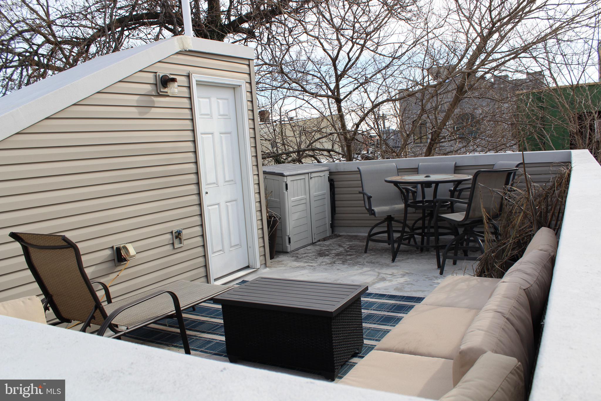 POINT BREEZE - Residential