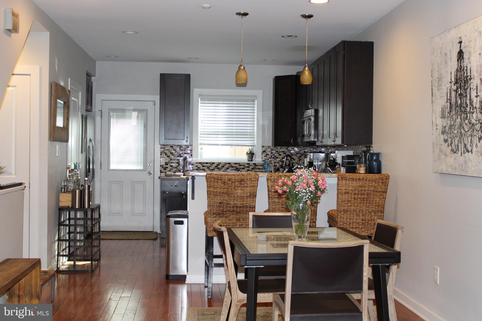 POINT BREEZE - Residential