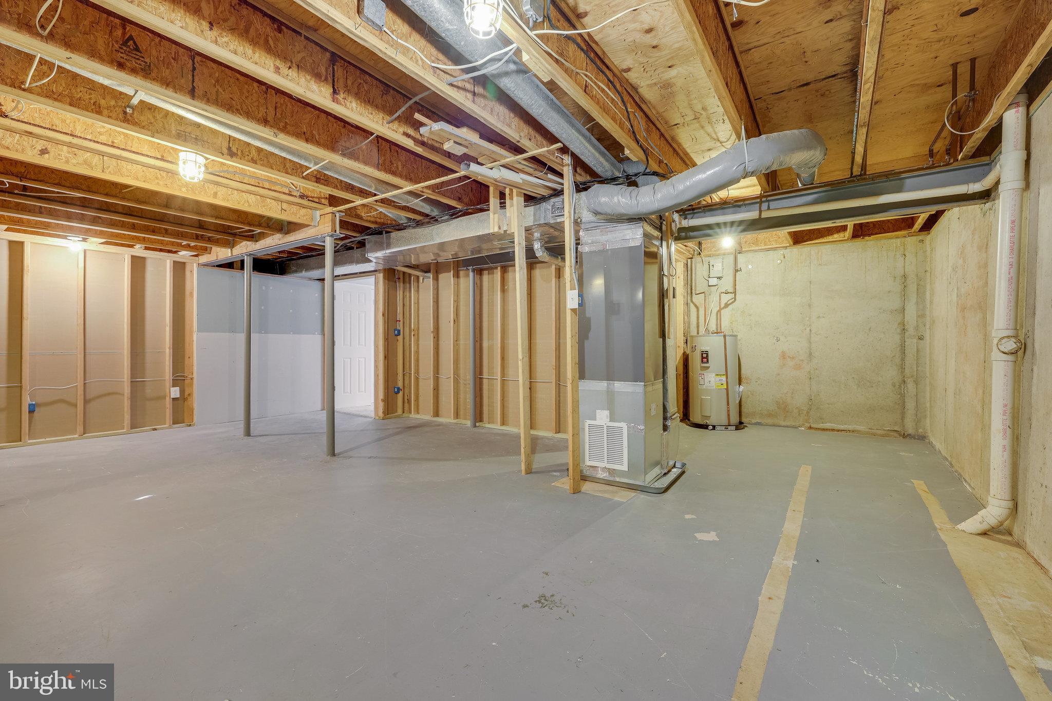 OLD DRANESVILLE HUNT CLUB - Residential