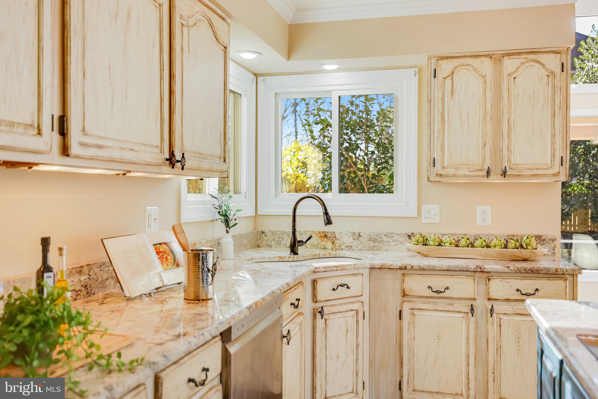 OLD DRANESVILLE HUNT CLUB - Residential