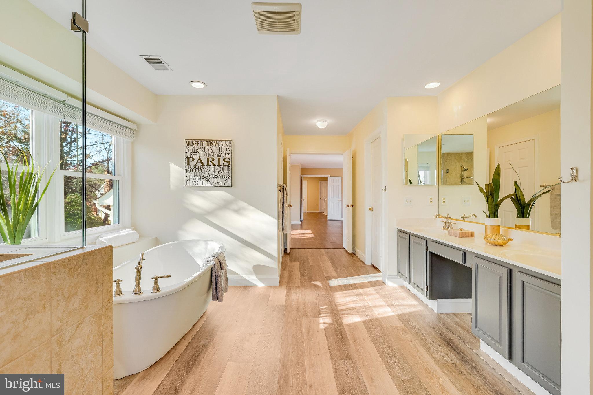 OLD DRANESVILLE HUNT CLUB - Residential