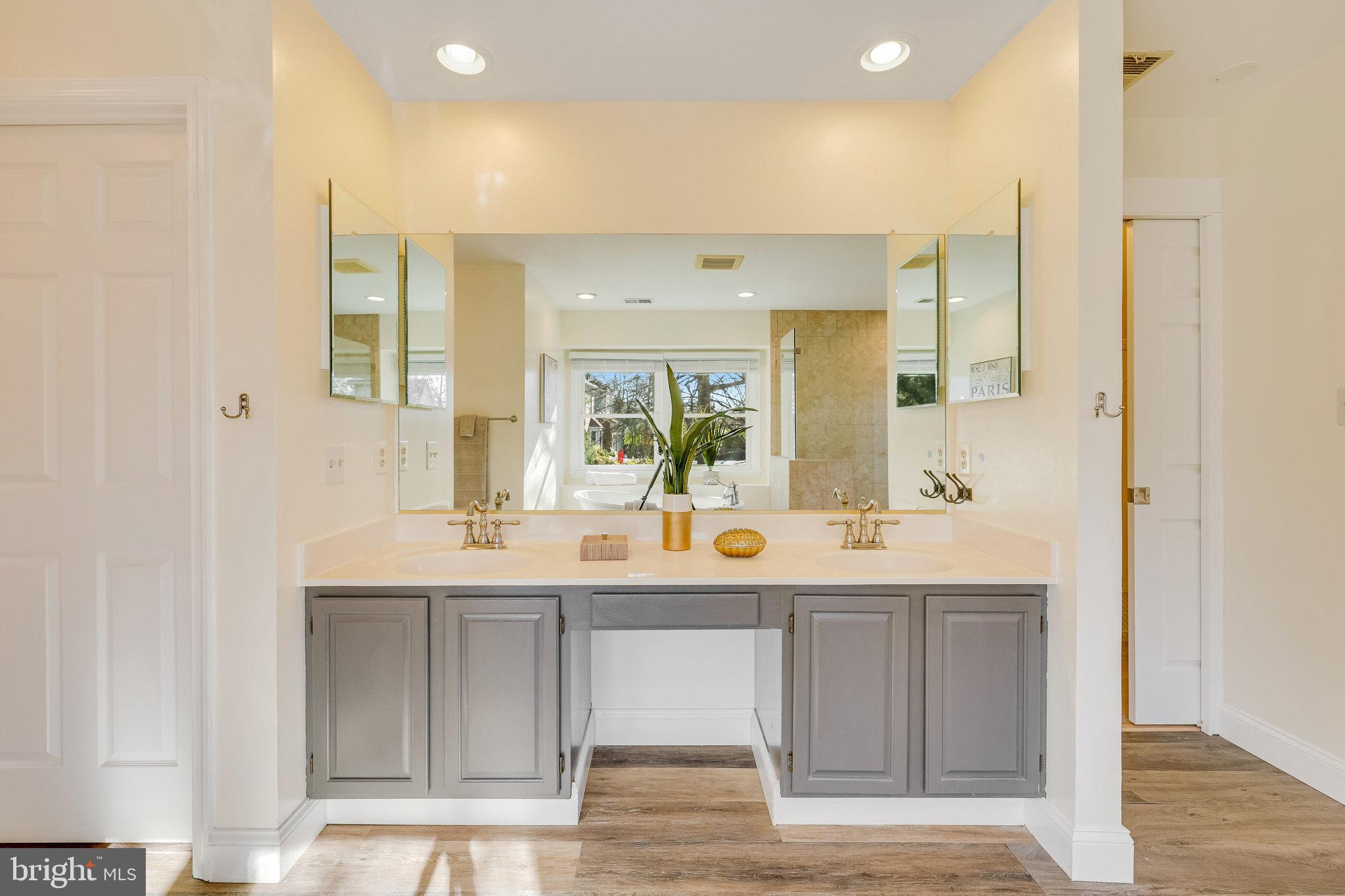 OLD DRANESVILLE HUNT CLUB - Residential