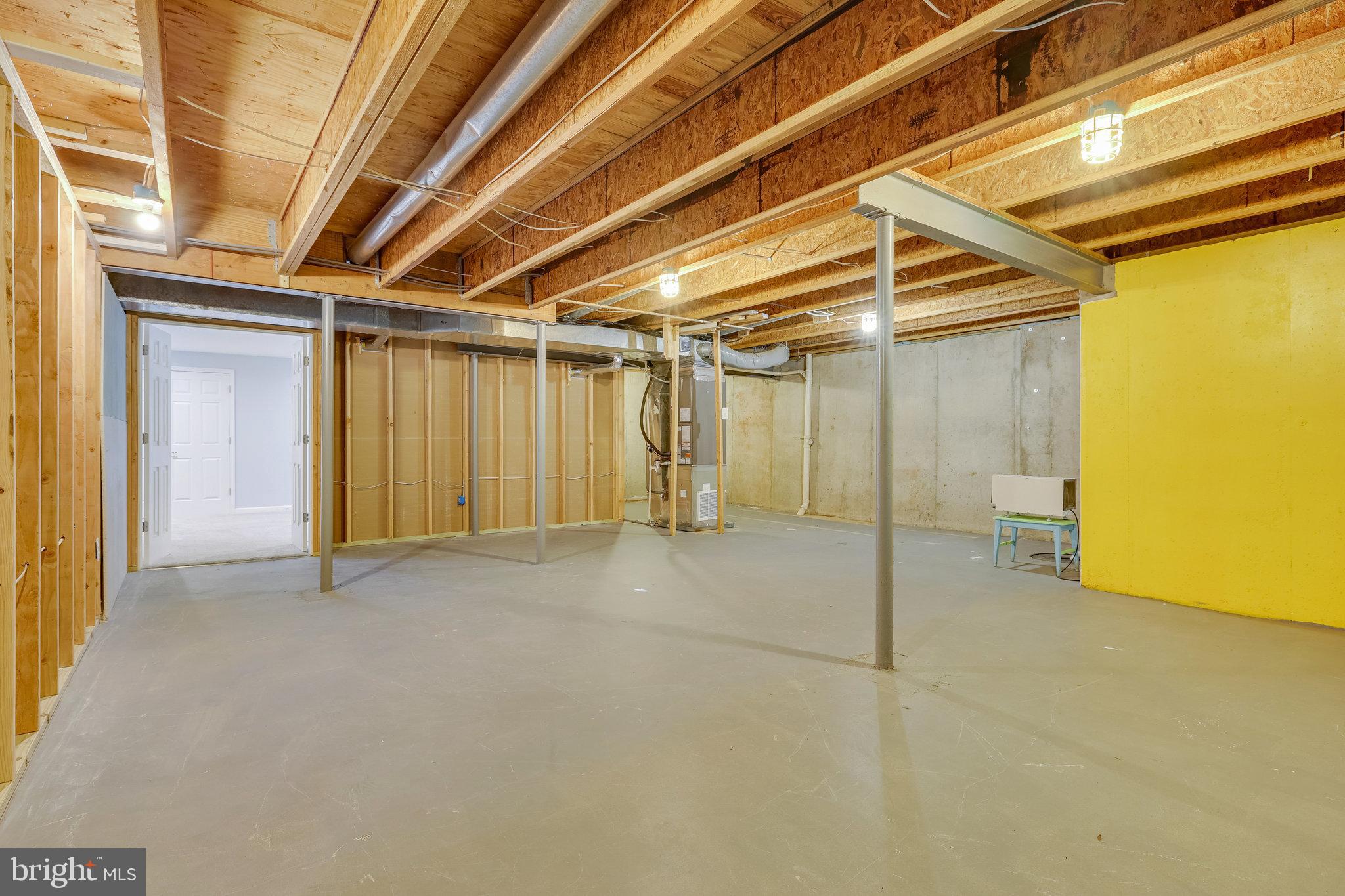 OLD DRANESVILLE HUNT CLUB - Residential