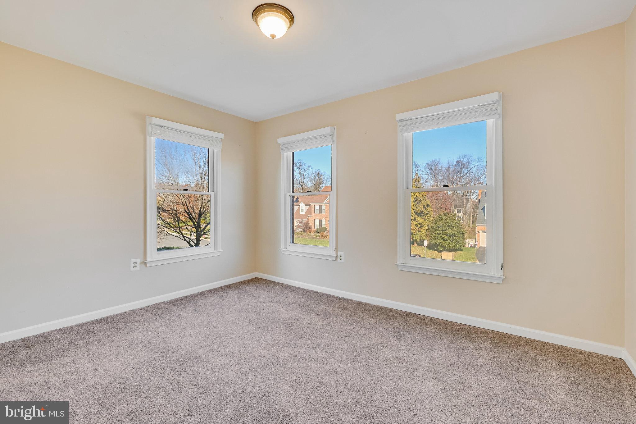 OLD DRANESVILLE HUNT CLUB - Residential