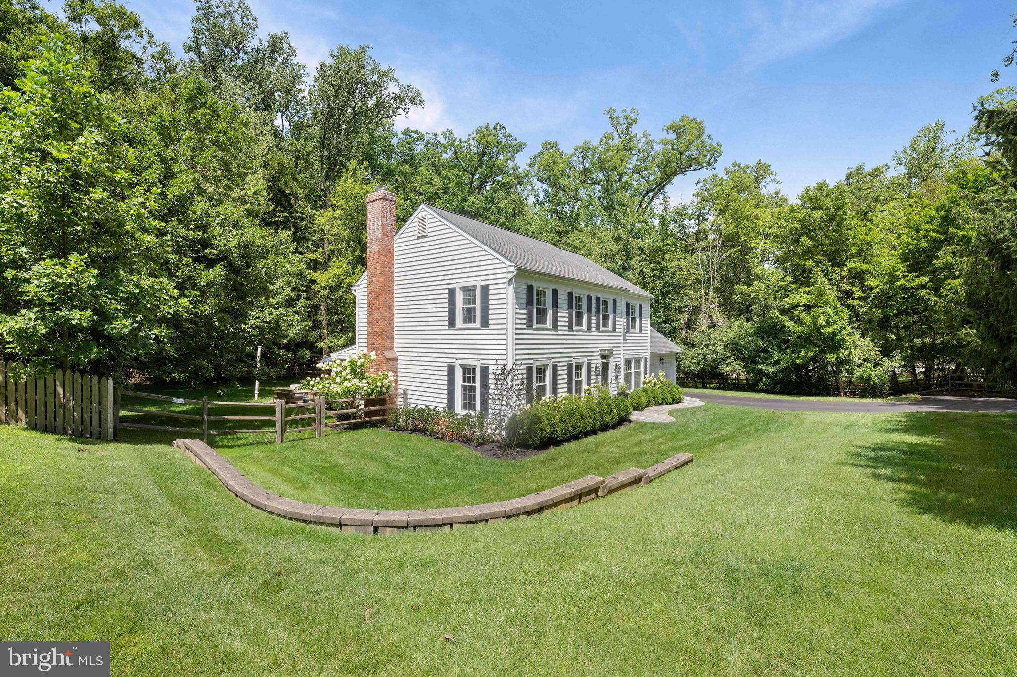 683 HOLLOW ROAD