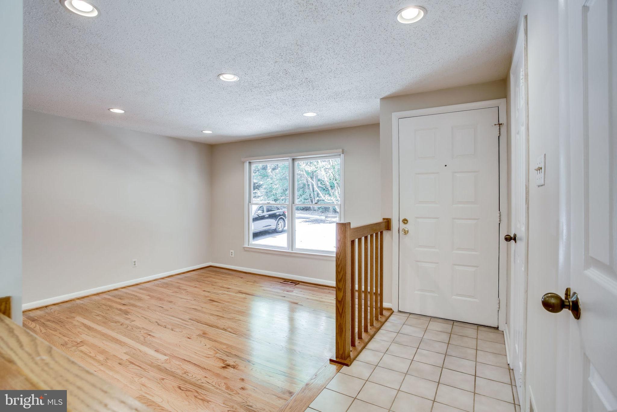 RESTON - Residential Lease