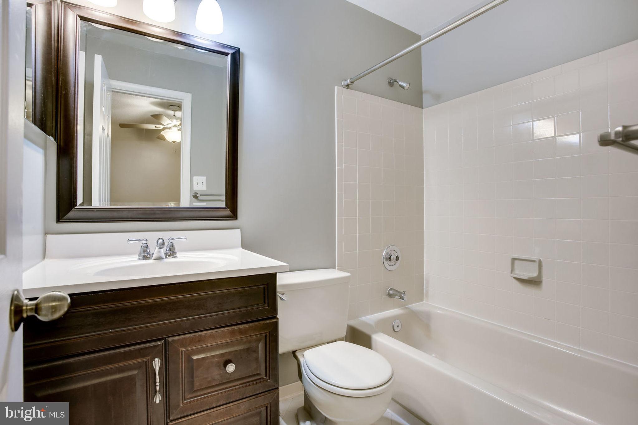 RESTON - Residential Lease