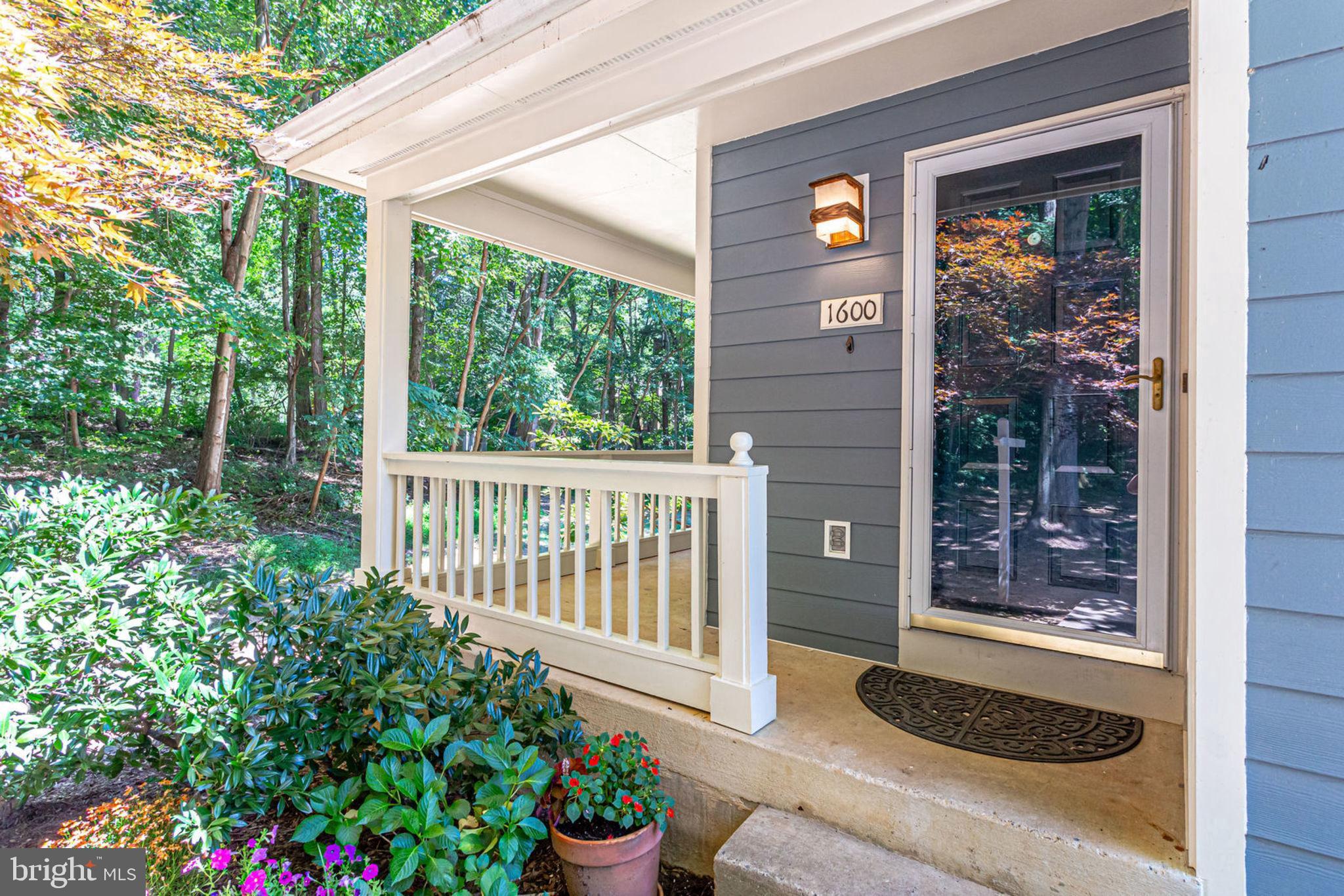 RESTON - Residential Lease