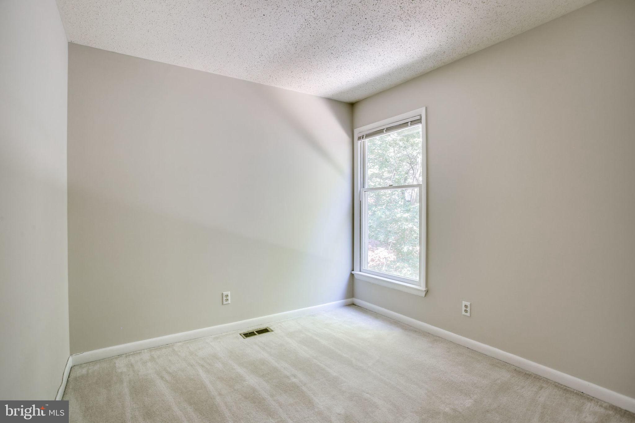 RESTON - Residential Lease