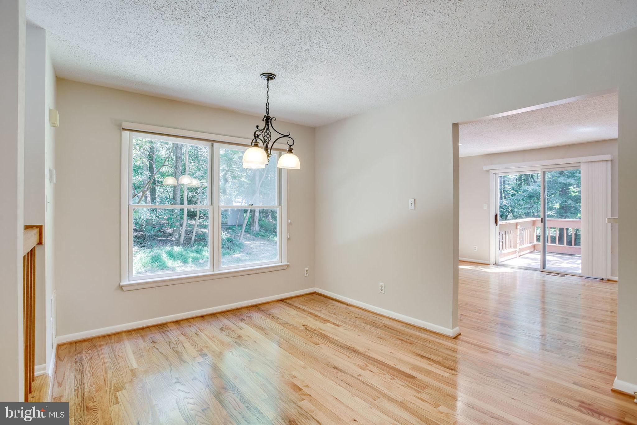 RESTON - Residential Lease