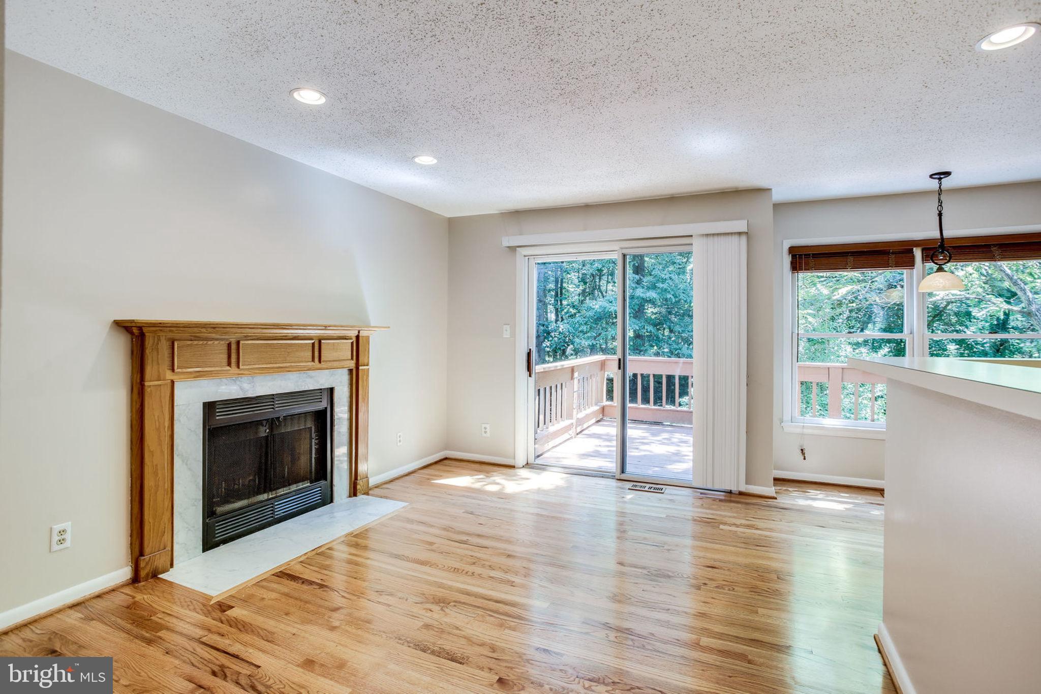 RESTON - Residential Lease