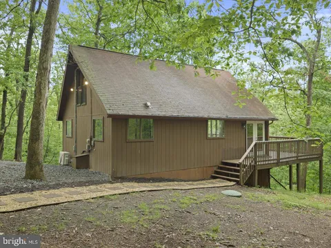 106 Monacan Trail, Hedgesville, WV MLS: WVBE2040032