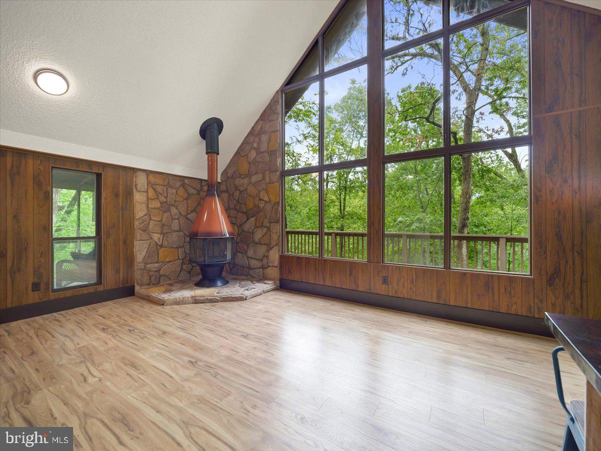 THE WOODS RESORT - Residential