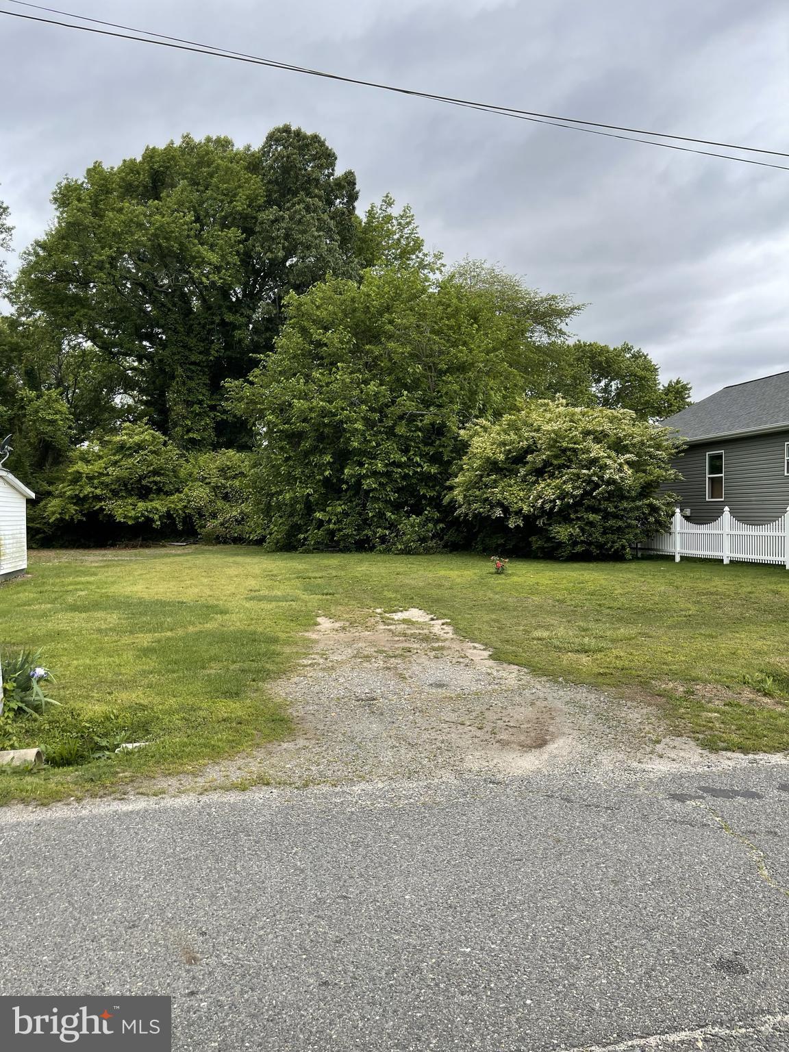 NONE AVAILABLE - Land