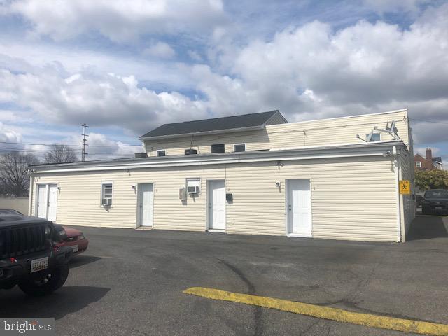 ROSEDALE - Residential Lease