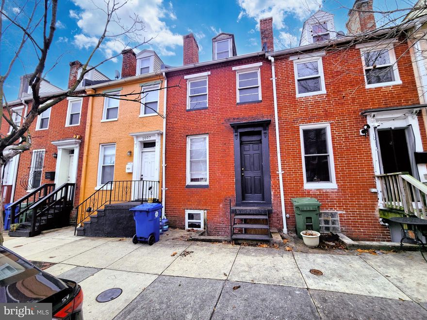 ONLINE AUCTION: Bidding begins 4/17/2025 @ 10:00 AM. Bidding ends 4/21/2025 @ 12:40 PM. List Price is Suggested Opening Bid. Deposit: $7,500.

This two-story townhouse at 1009 Hollins St in Baltimore's Hollins Market neighborhood is a vacant shell in need of complete renovation. The property is within +/- 1 mile of the historic Hollins Market, Baltimore's oldest public market building still in use. Additional nearby amenities include Camden Yards, home of the Baltimore Orioles; the University of Maryland, Baltimore campus; and Lexington Market, a renowned public market offering diverse food options. The neighborhood features green spaces such as Union Square Park and B&O Park. Major traffic routes nearby include West Baltimore Street and South Carey Street, providing access to downtown Baltimore and surrounding areas.
