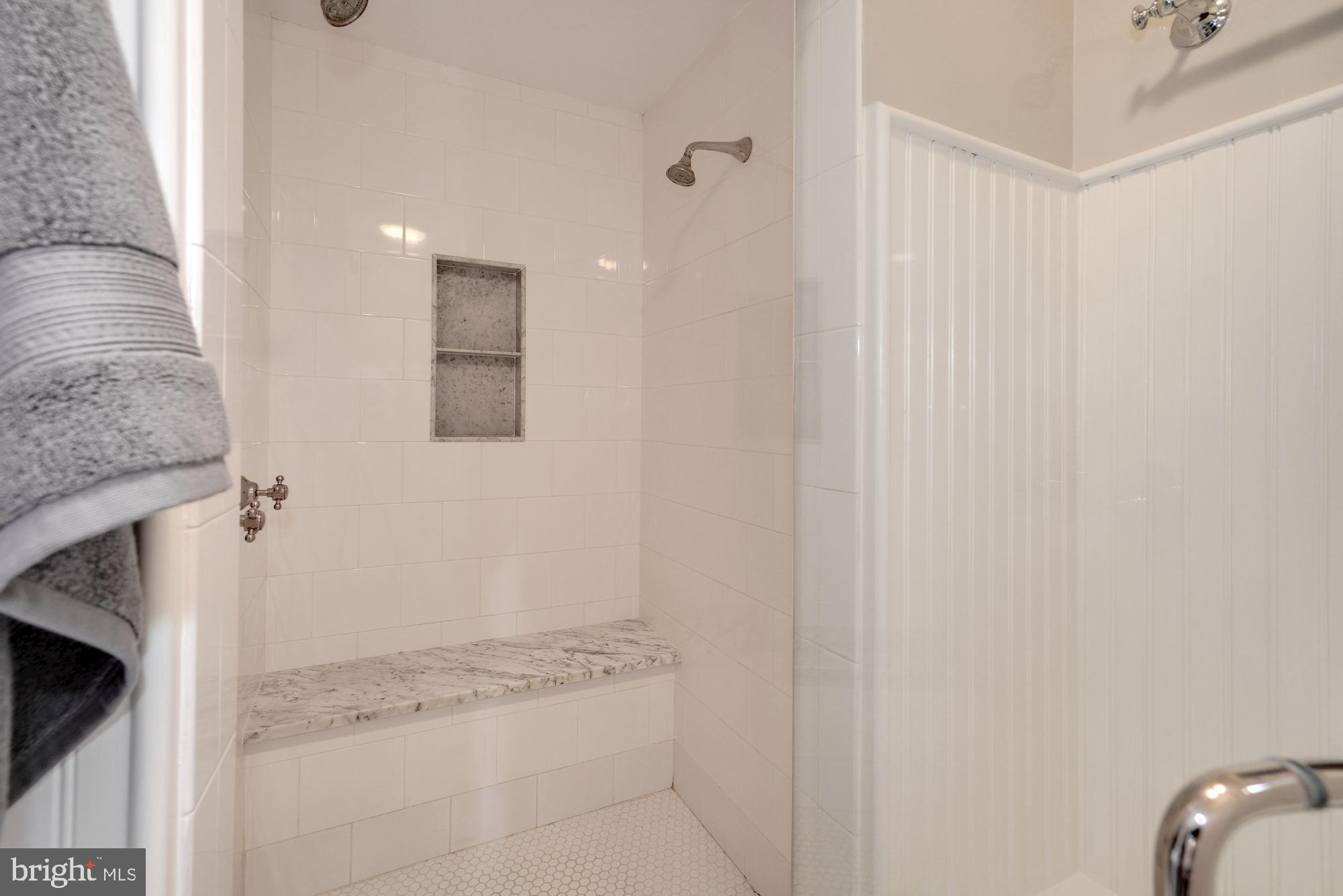 MAYWOOD - Residential