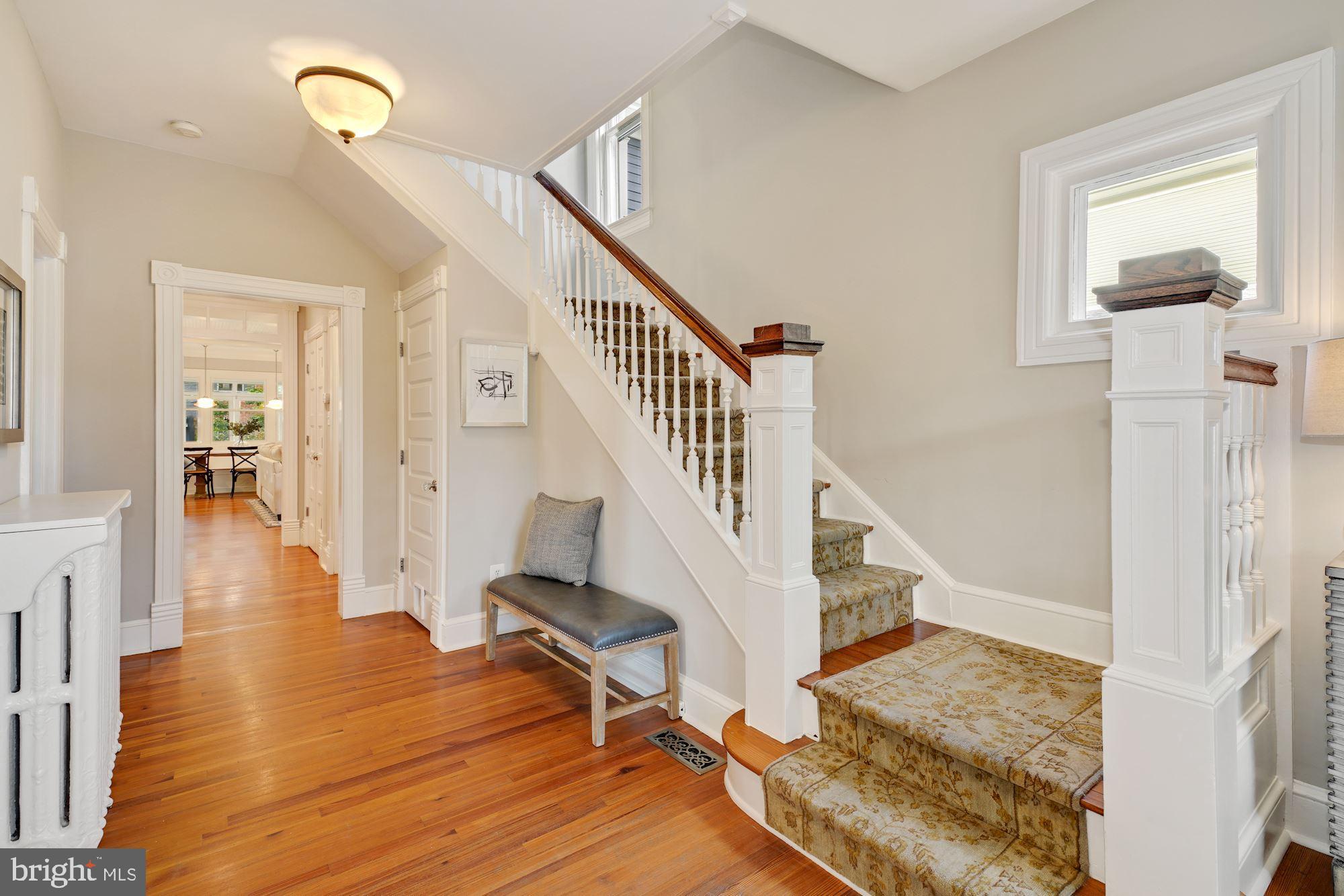 MAYWOOD - Residential